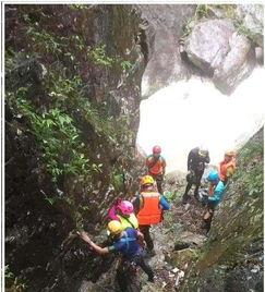网友爆料山洪视频大全最新,惊险瞬间！山洪视频大全再现大自然威力